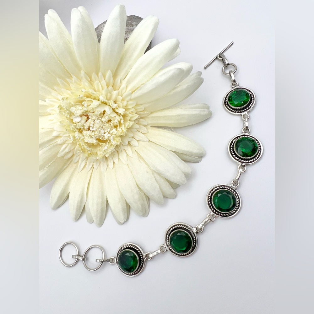 GREEN QUARTZ BRACELET
